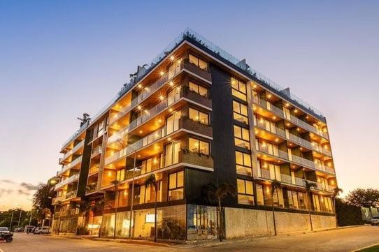 The Shore At 46Th Luxury Condos Плая-дель-Кармен Экстерьер фото